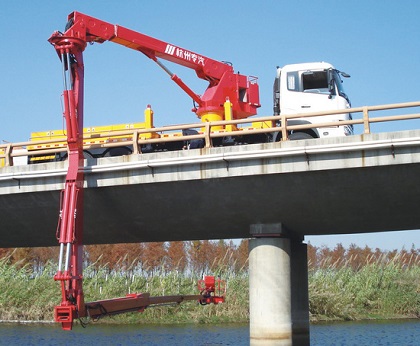 Bridge Inspection Manlift